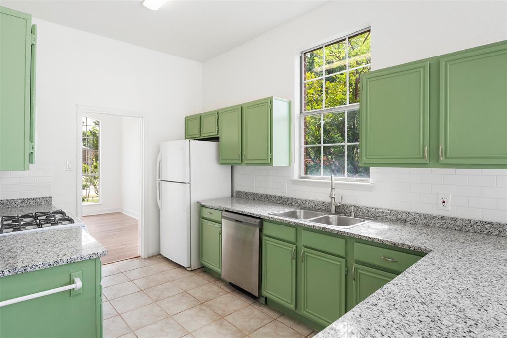 Raintree Village - Residential