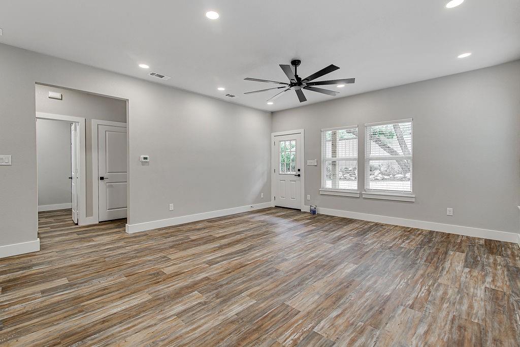 Blue Water Oaks - Residential