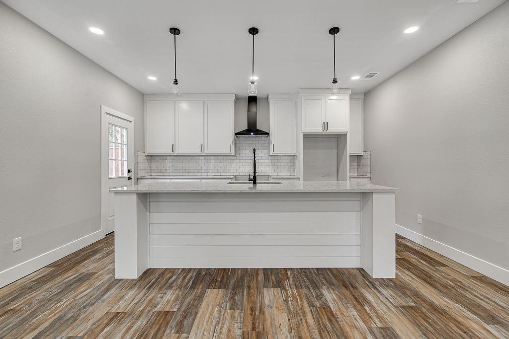 Blue Water Oaks - Residential