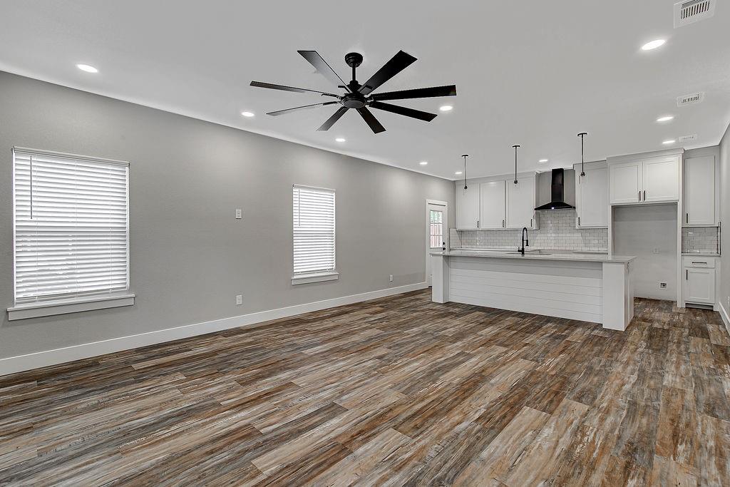 Blue Water Oaks - Residential