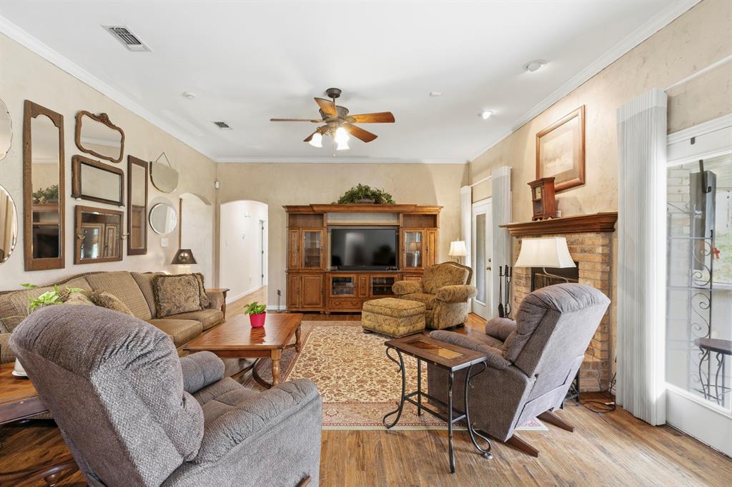 A1124 WILLIAMSON LEROY - Residential