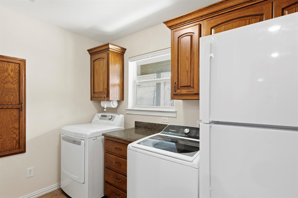 A1124 WILLIAMSON LEROY - Residential