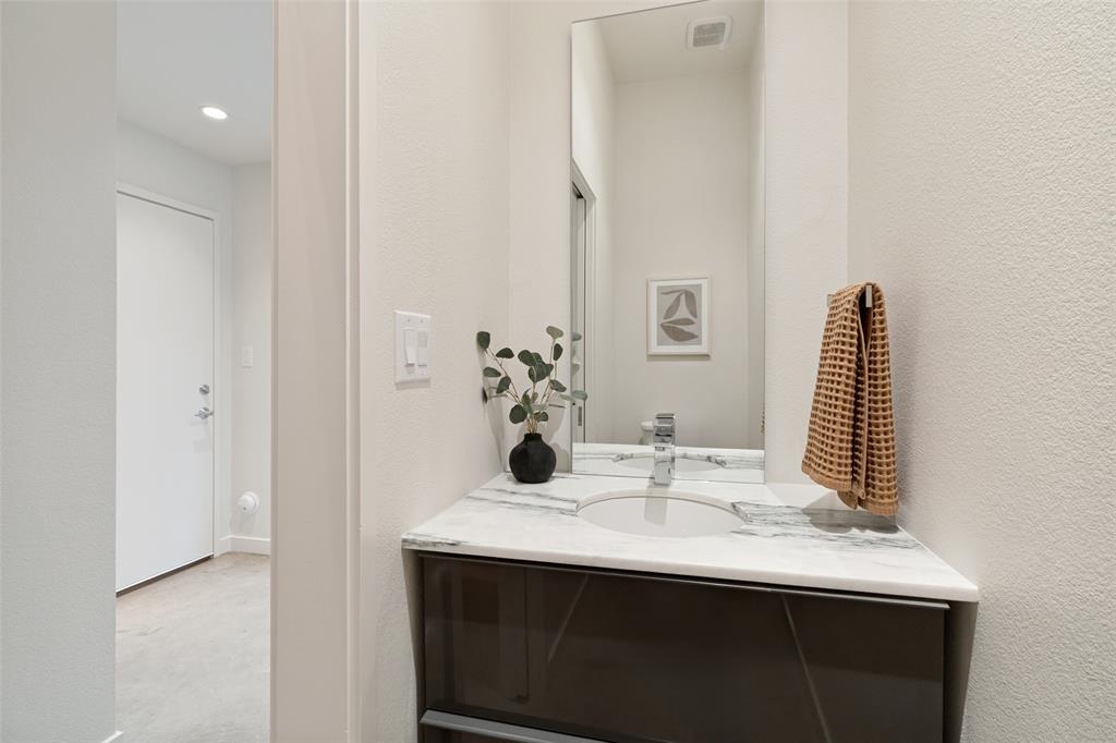 Ross Ave - Residential