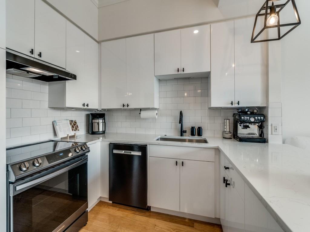 Renaissance On Turtle Creek Condo - Residential