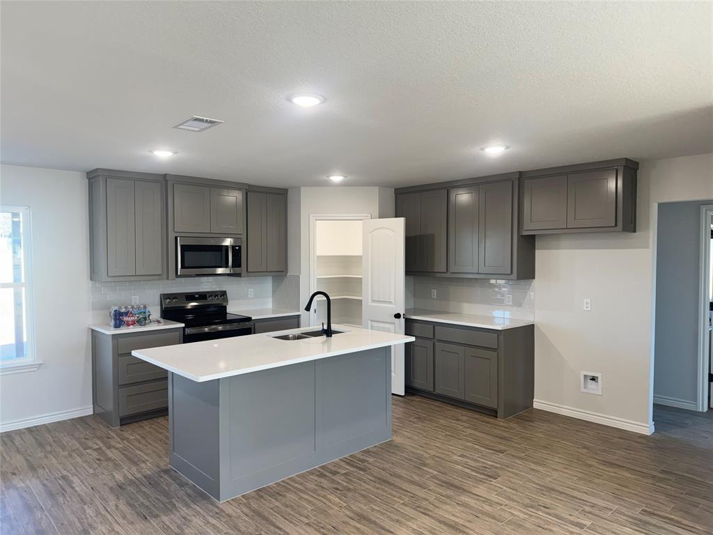 Earp Road Estates Ph. II - Residential