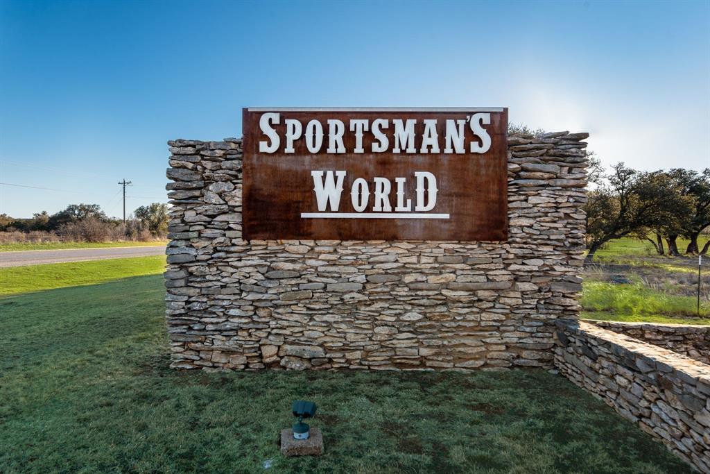 Sportsmans World - Land