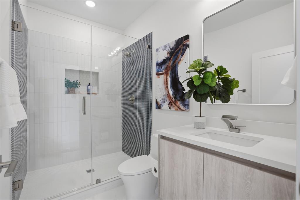Mount Auburn - Residential