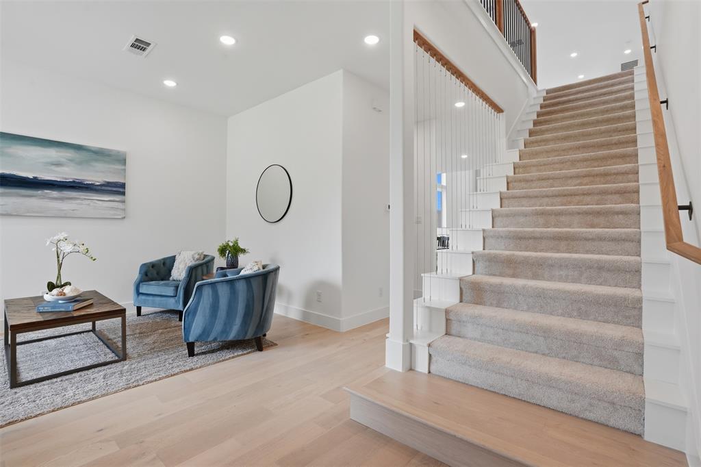 Mount Auburn - Residential