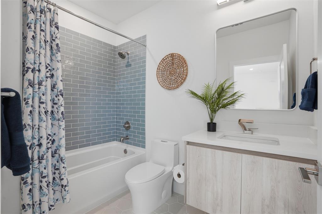 Mount Auburn - Residential