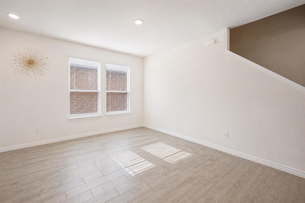 Augusta Square One - Residential