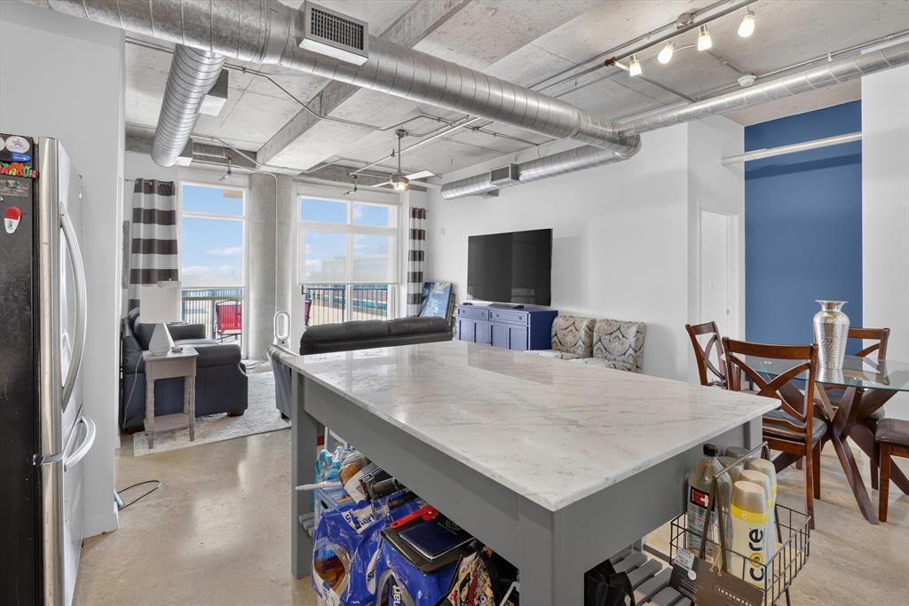Beat At The South Side Station - Residential