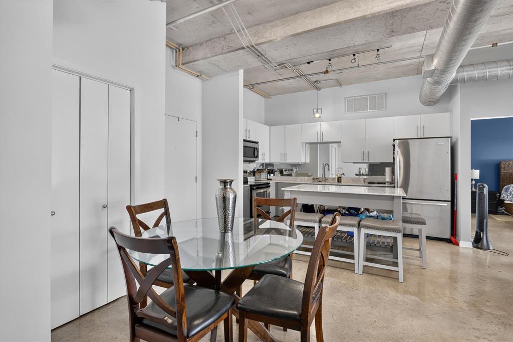 Beat At The South Side Station - Residential