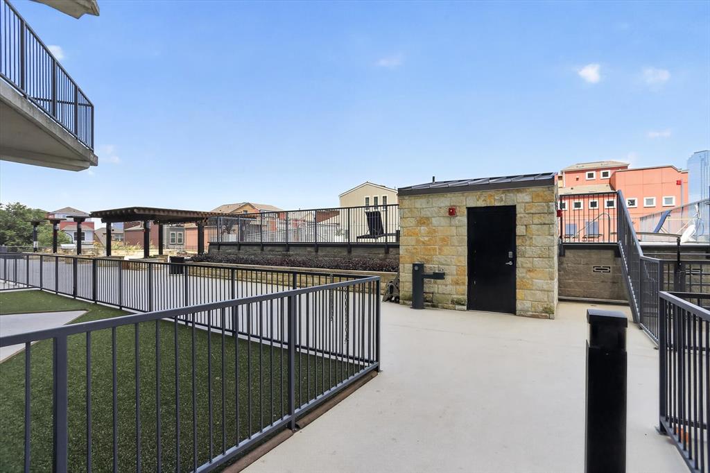 Beat At The South Side Station - Residential