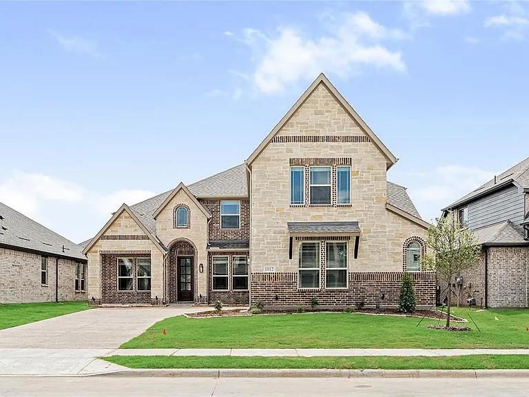 Discover exceptional living in this beautifully maintained 3,518 sq ft home located in the heart of Melissa, TX. This spacious residence offers a versatile floor plan with 5 bedrooms, a dedicated office, and a media room, complemented by 4.5 bathrooms. The interior impresses with soaring ceilings, wood-look tile floors, and an open-concept kitchen featuring stainless steel appliances and granite countertops. Outside, enjoy a private fenced backyard with a covered patio, perfect for relaxation or entertaining. Complete with a 2-car garage and an extended driveway, this home is situated for ultimate convenience, zoned to excellent Melissa ISD schools and just minutes from major shopping centers and US-75 for an easy commute.