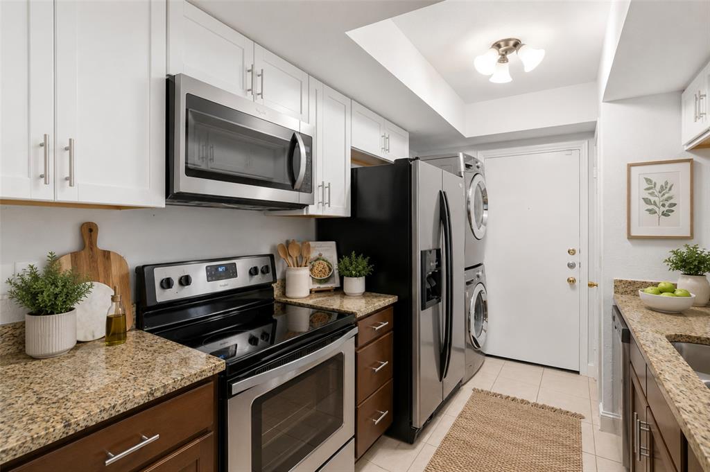 Bryan Place Condo - Residential