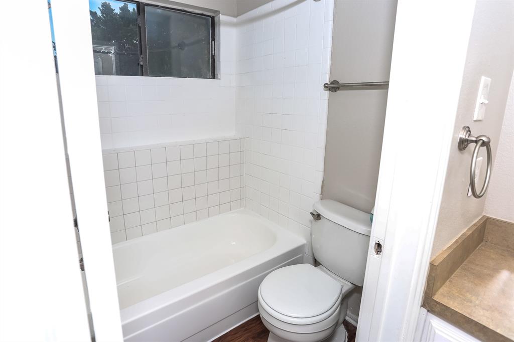 Samuell Park Farms West - Residential Lease