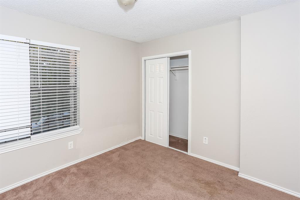 Samuell Park Farms West - Residential Lease