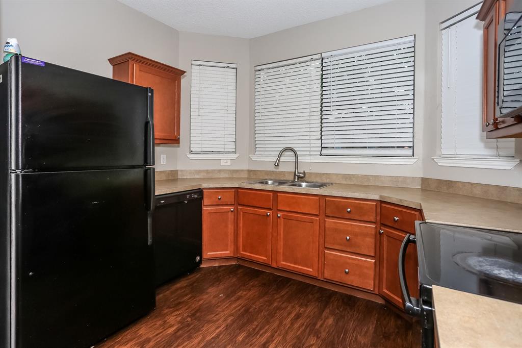 Samuell Park Farms West - Residential Lease