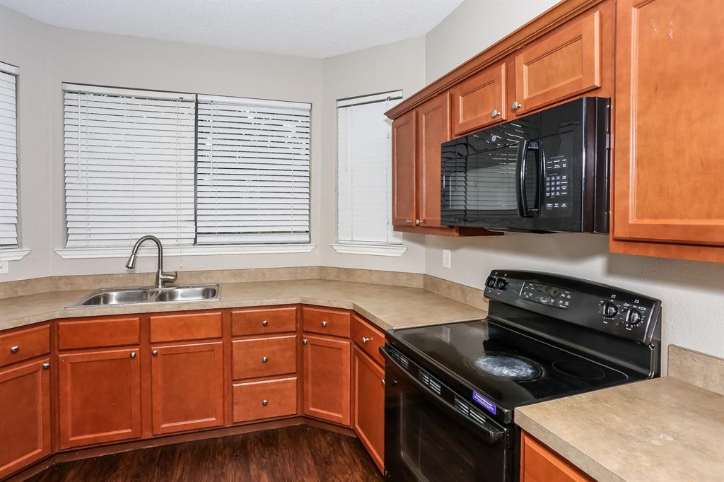 Samuell Park Farms West - Residential Lease