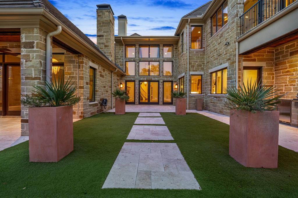 Carlyle Court Add - Residential