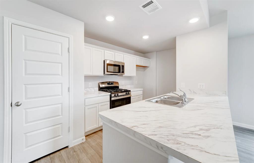 Tolar Oaks - Residential