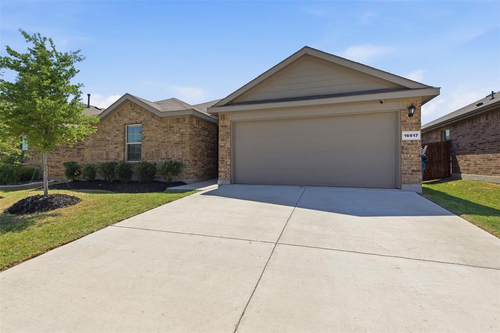 This BEAUTIFUL 3 bed, 2 bath split bedroom home is WELL MAINTAINED and MOVE-IN READY!! The home has a perfect open concept, split bedroom layout with beautiful finishes and accent wall! The home has a great island for entertaining, large primary closet, and a large back yard, perfect for dog lovers and hangouts with friends and family! It is located in the highly sought after Liberty Trails community in the top-rated Northwest ISD school district! It is close to pools, dog parks, playgrounds, restaurants, shopping, entertainment and much more! Come see it today, it won’t last long!