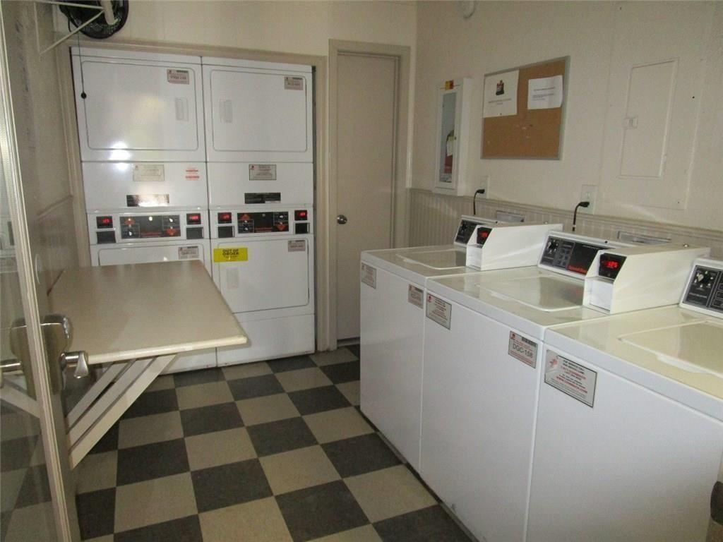 River Oaks Condos - Residential