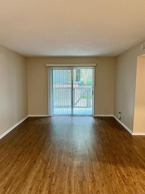 River Oaks Condos - Residential