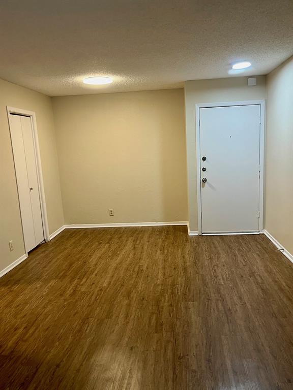 River Oaks Condos - Residential