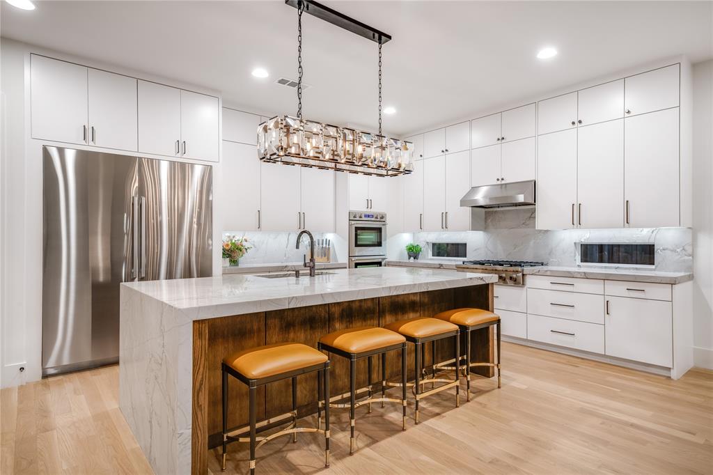 University Blvd Terrace - Residential