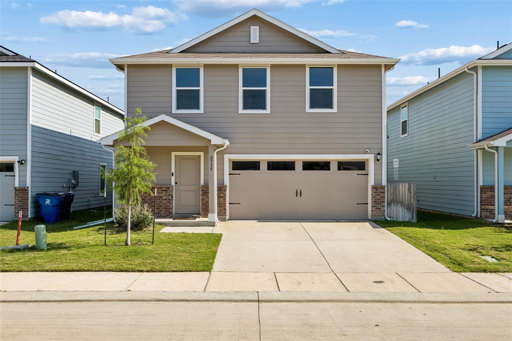 Priced reduced to sell fast. Must See, Gorgeous 4-Bedrooms, 2.5 bathrooms, 2-story home, 2-Car Garage. Fresh Paint, new Carpet. Ready to move in. Great Location, close to Downtown Dallas, Schools, Major Shopping Centers & major Highways.