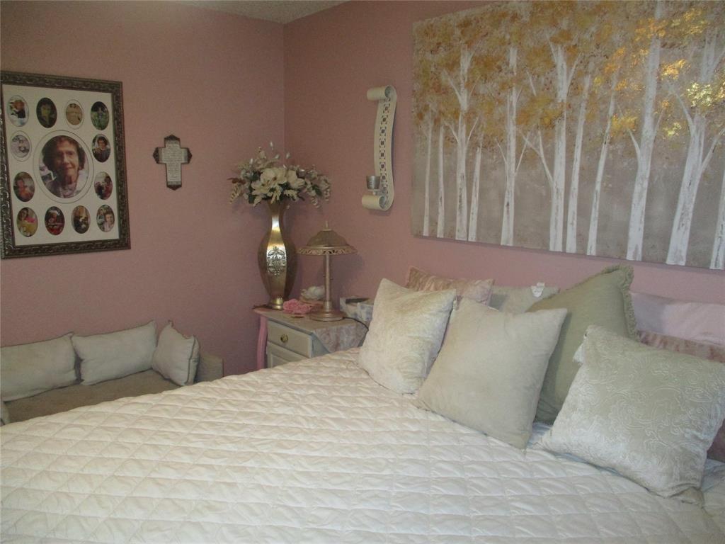 Brookwood Mead - Residential