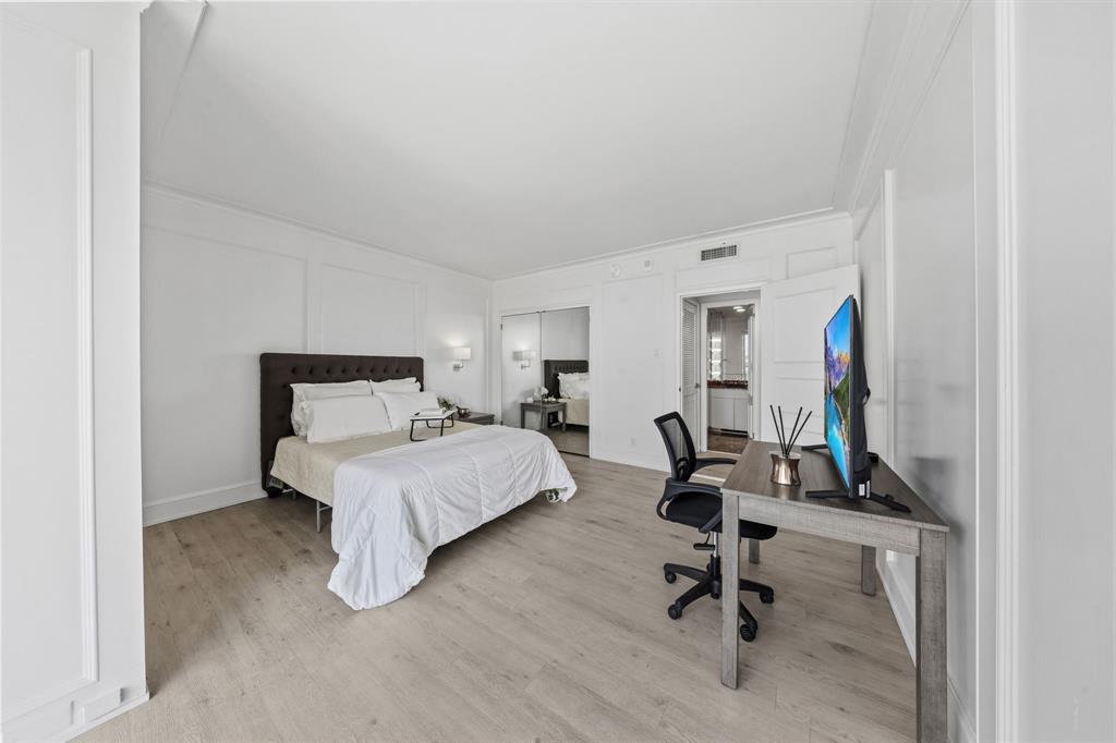Park Towers Condominiums - Residential