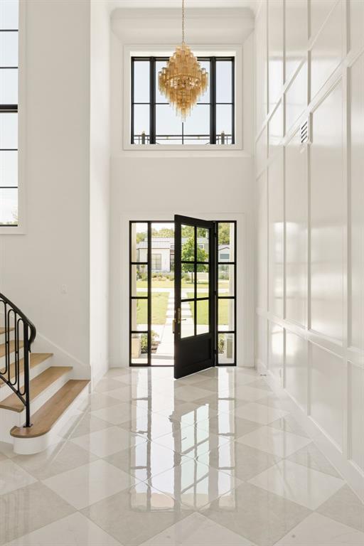 Montrachet - Residential