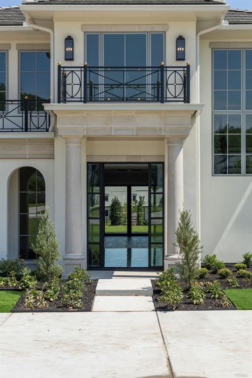 Montrachet - Residential