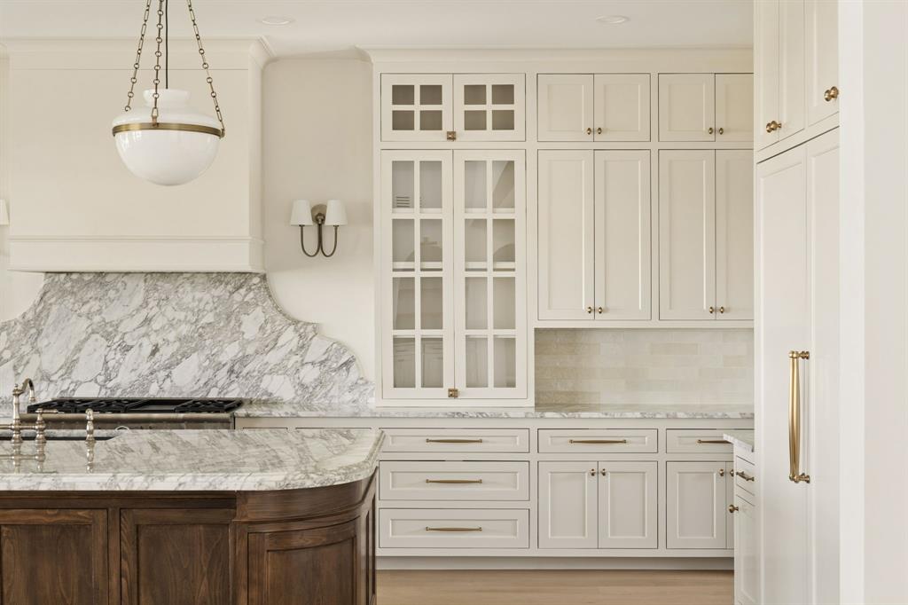 Montrachet - Residential