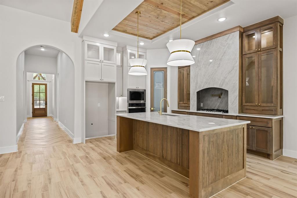 Ellis M G Add - Residential