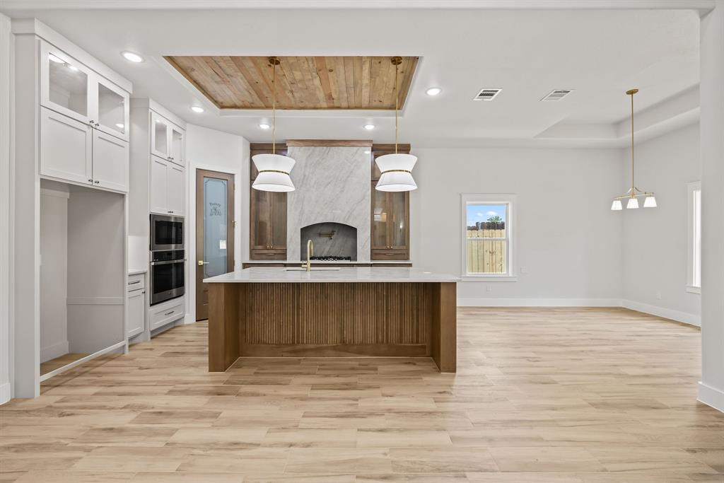Ellis M G Add - Residential