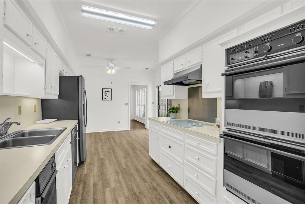 Prestonwood Hillcrest Twnhs - Residential