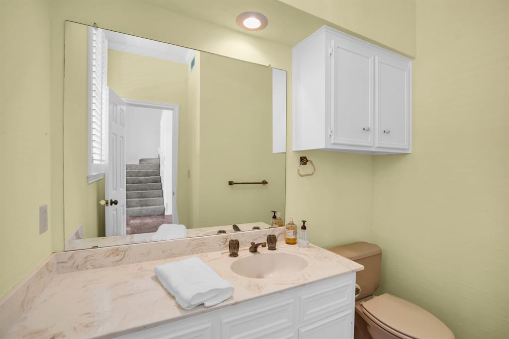 Prestonwood Hillcrest Twnhs - Residential
