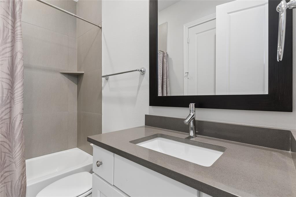 InTown at Las Colinas Station - Residential