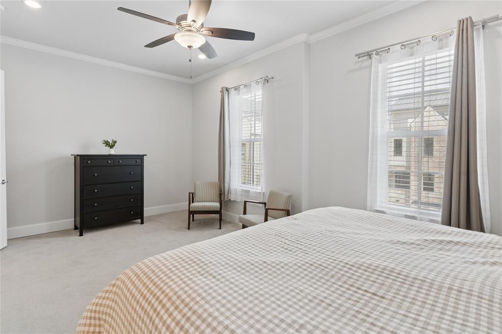 InTown at Las Colinas Station - Residential