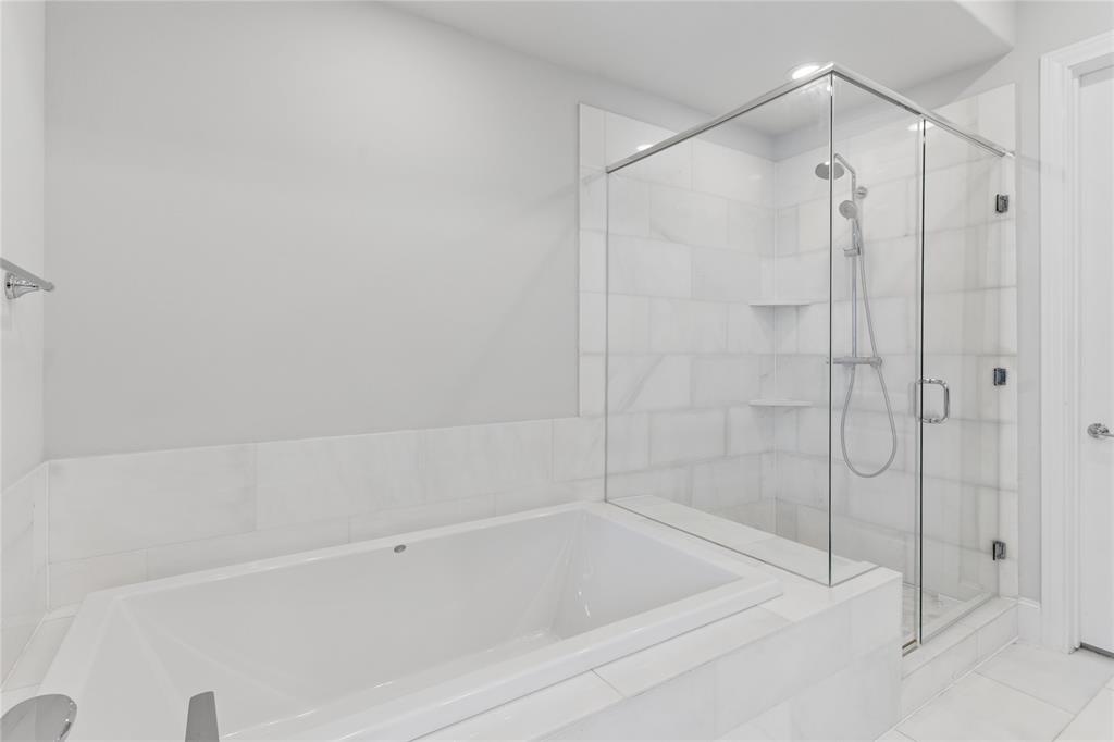 InTown at Las Colinas Station - Residential