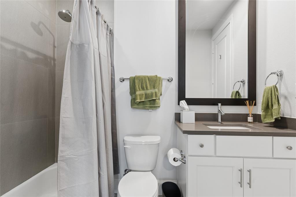 InTown at Las Colinas Station - Residential