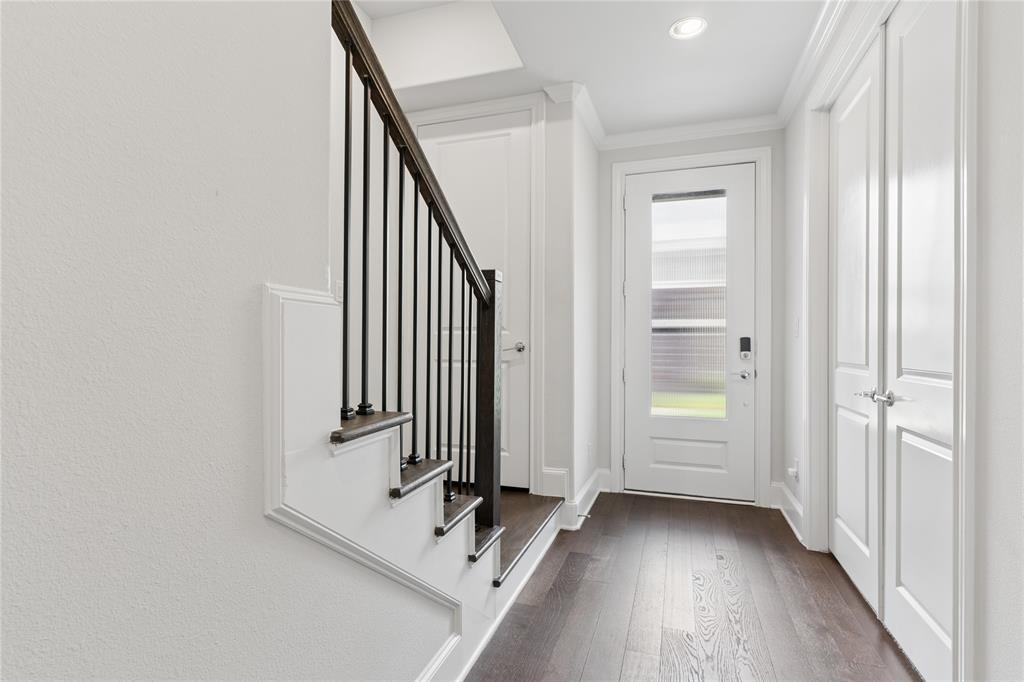 InTown at Las Colinas Station - Residential