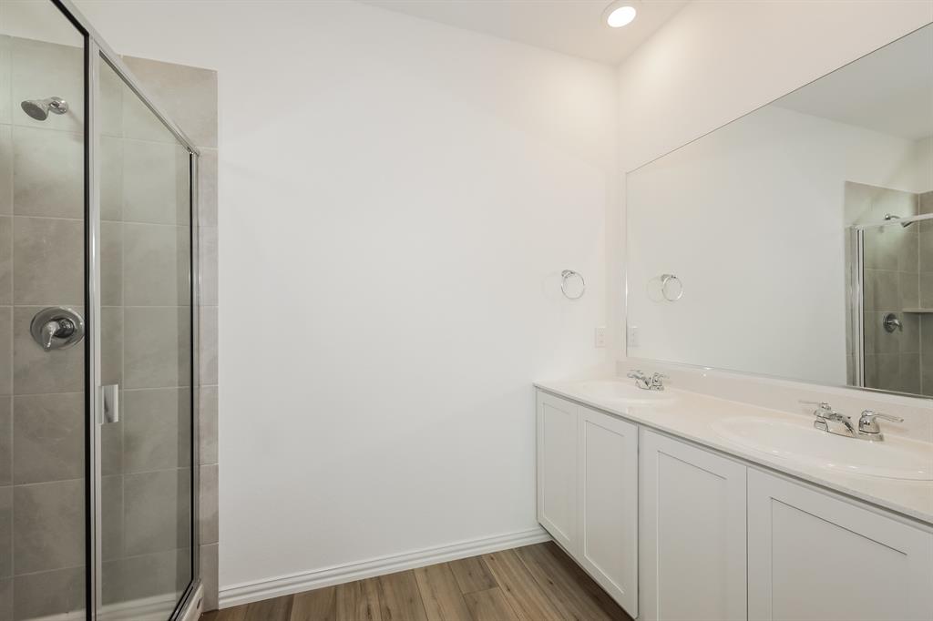 Northpointe Ph 6 - Residential Lease