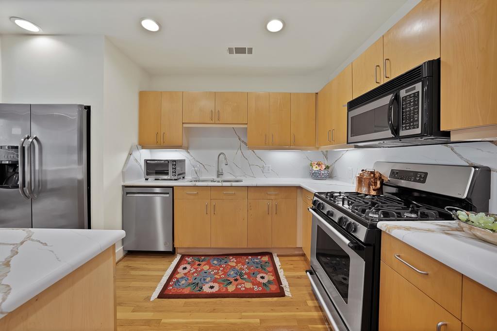 Aventura Condos - Residential