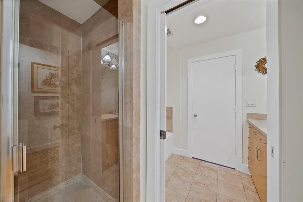 Aventura Condos - Residential