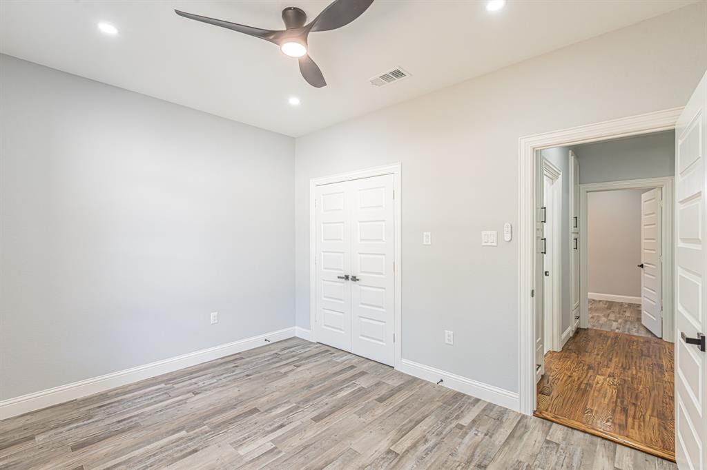 Runaway Bay Unit 4 - Residential