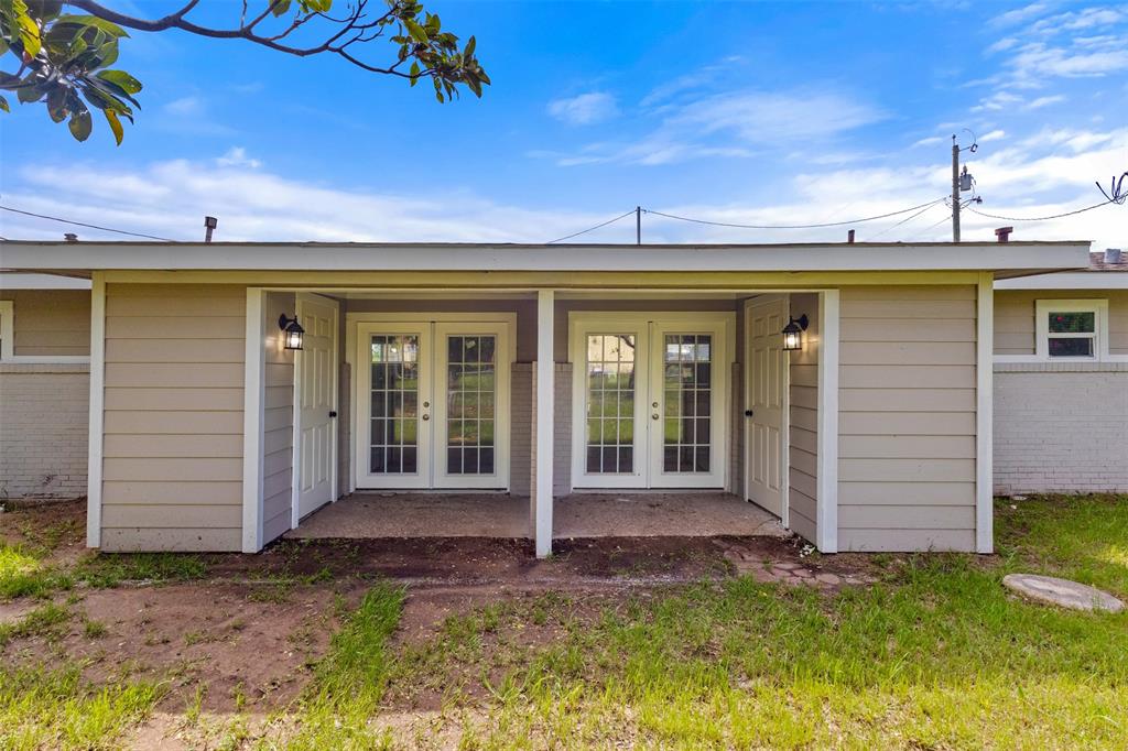 White & Arlington - Residential